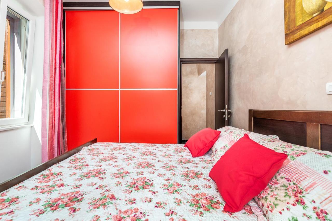 Apartament Paulina *